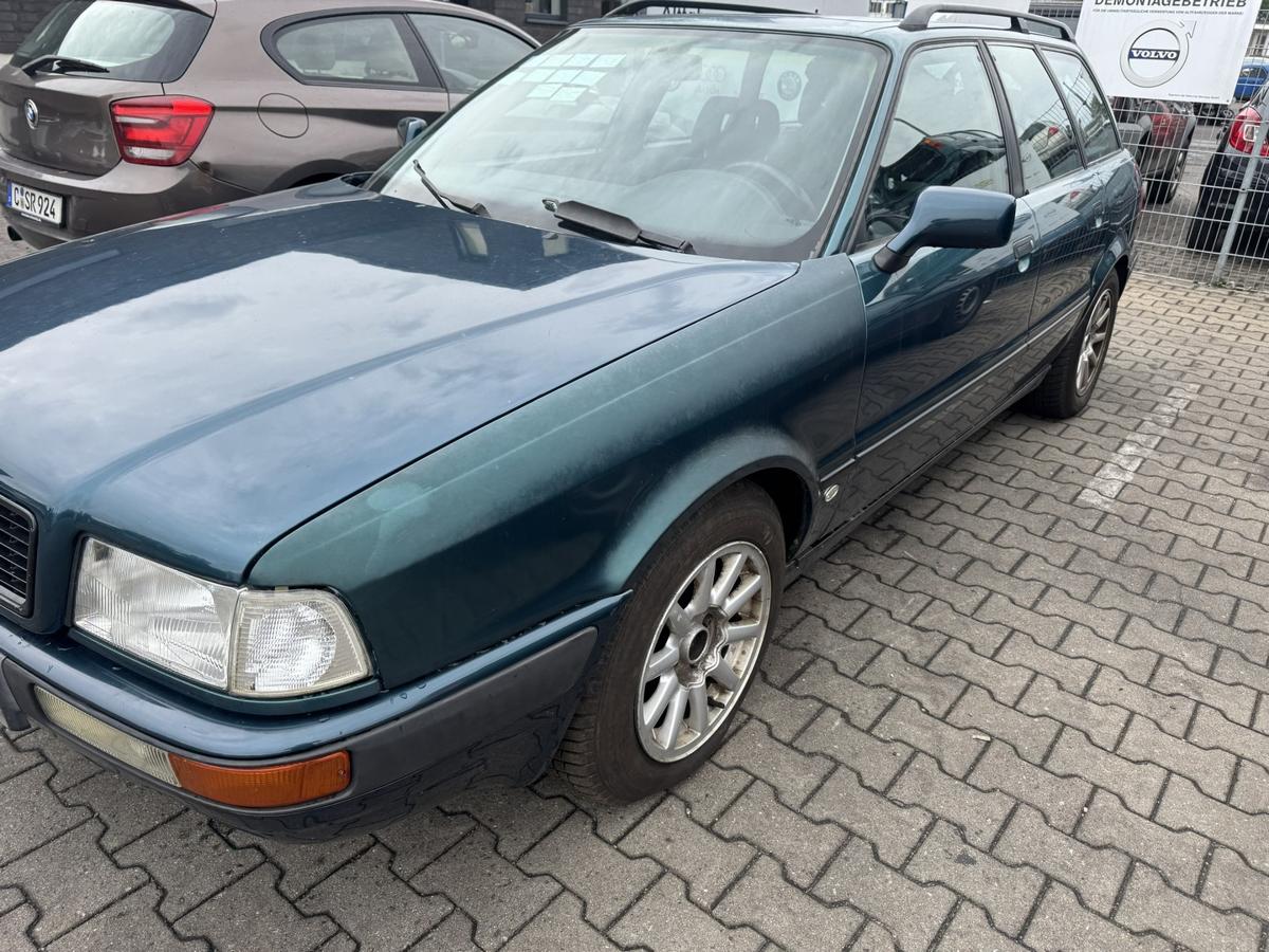 Audi 80 B4 original Kotfl&uuml;gel vorn rechts schlecht nachlackiert Bj.1993